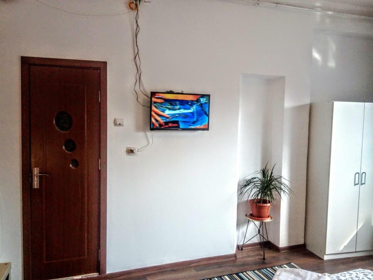 Central Bright Modern Studio Βουκουρέστι Εξωτερικό φωτογραφία
