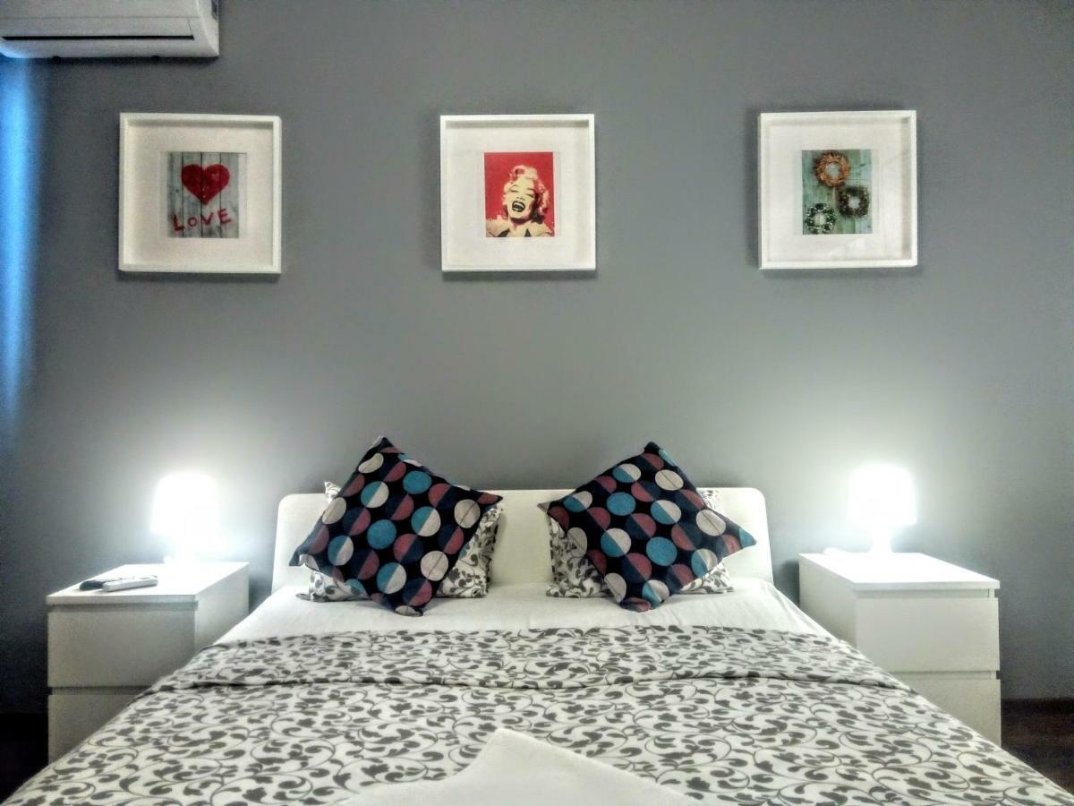 Central Bright Modern Studio Βουκουρέστι Εξωτερικό φωτογραφία